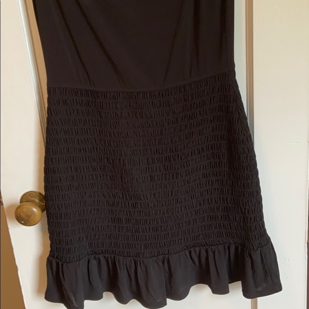 BCBG back off the shoulder dress - Picture 4 of 7